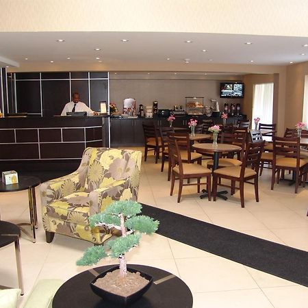 Comfort Inn East Scarborough Торонто Ресторант снимка