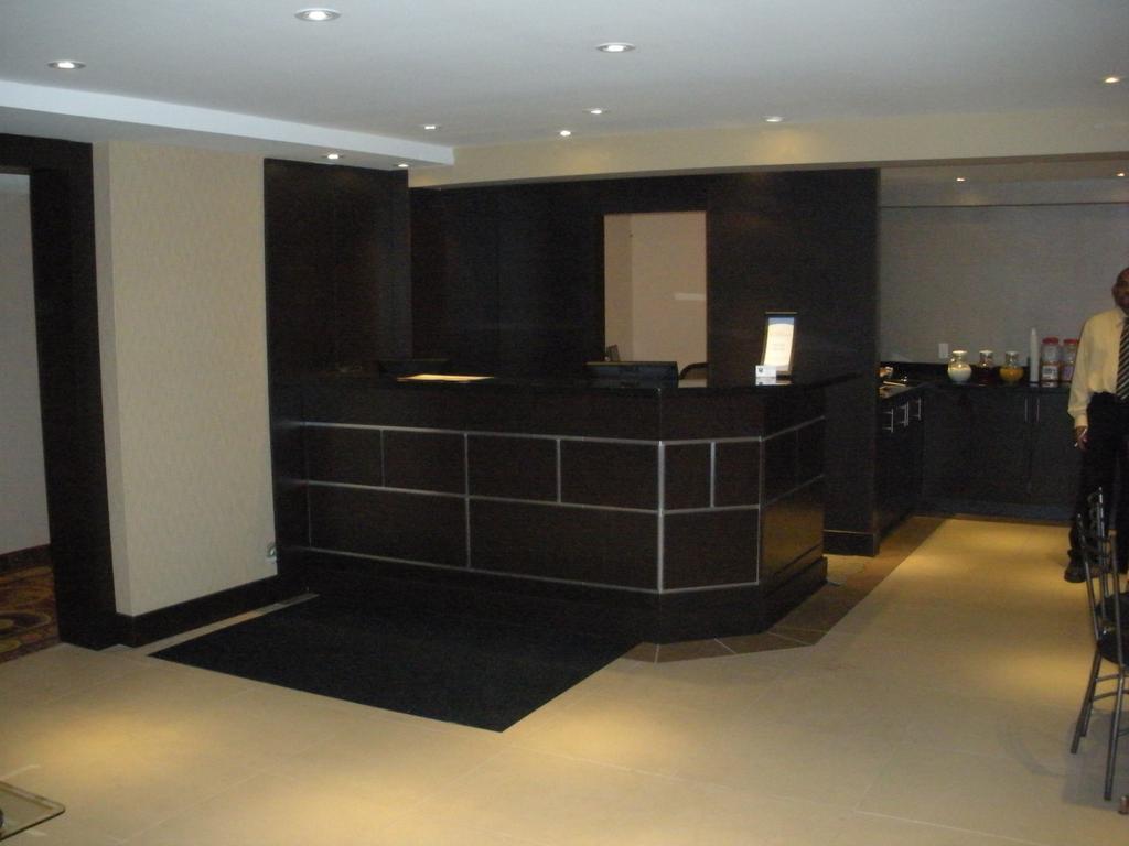 Comfort Inn East Scarborough Торонто Екстериор снимка