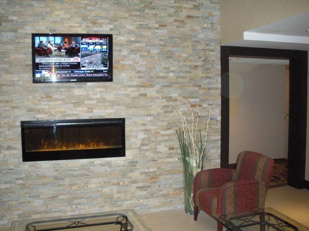 Comfort Inn East Scarborough Торонто Екстериор снимка