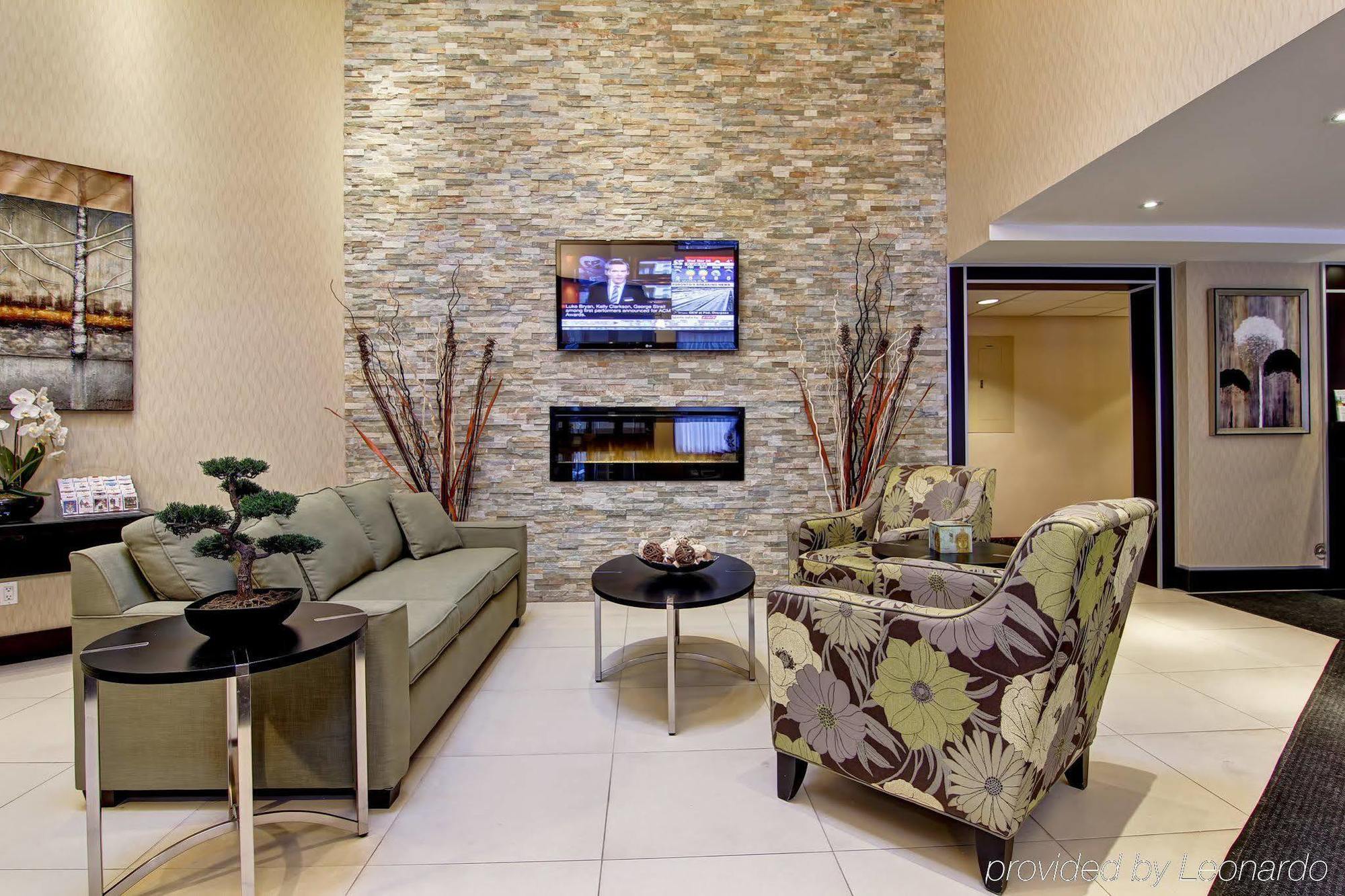 Comfort Inn East Scarborough Торонто Екстериор снимка