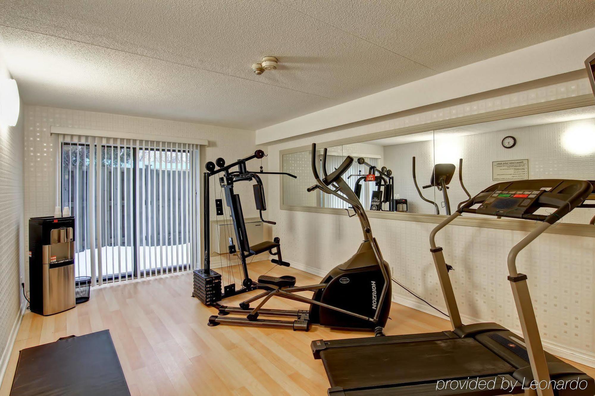 Comfort Inn East Scarborough Торонто Екстериор снимка